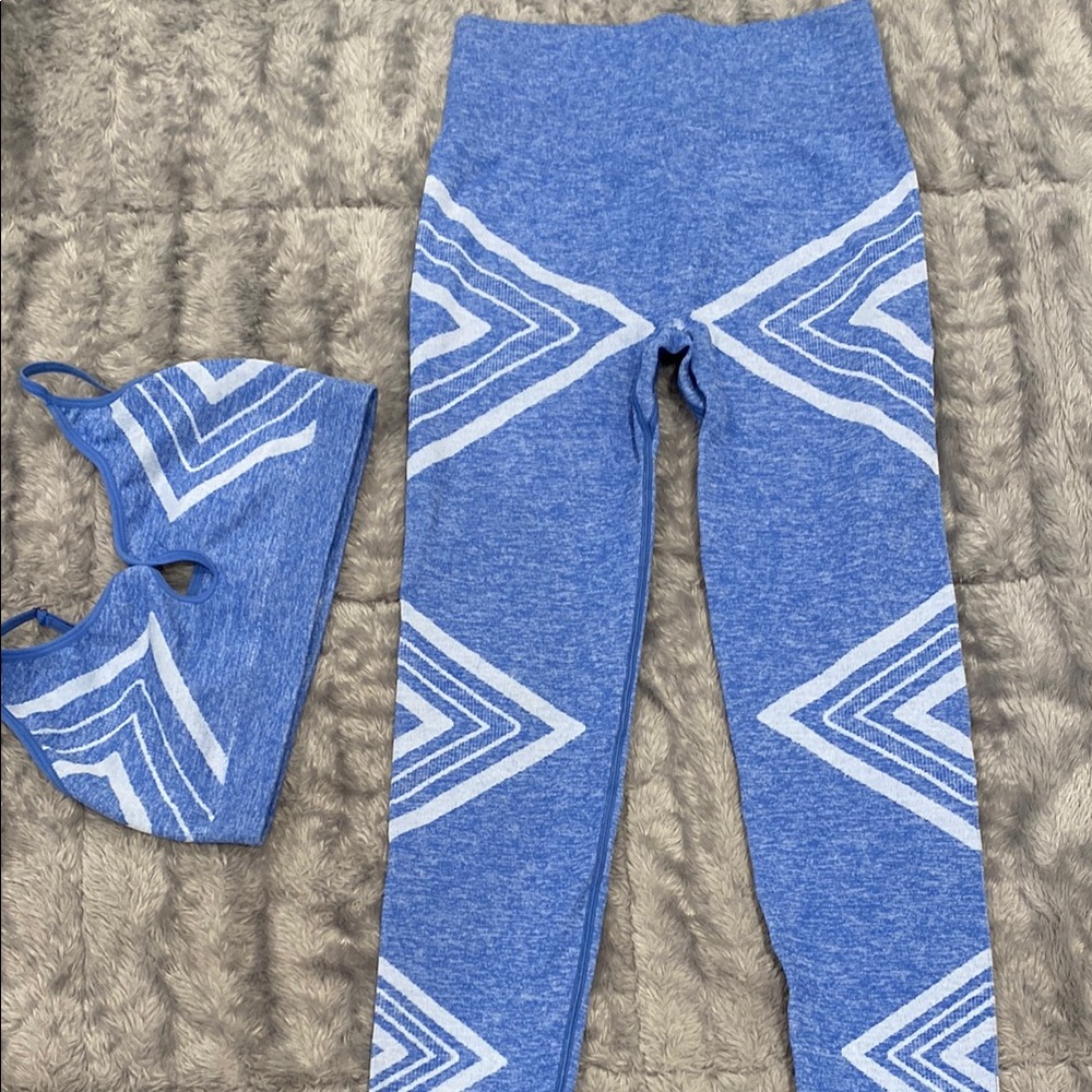 Blue and White Geometric Activewear Set